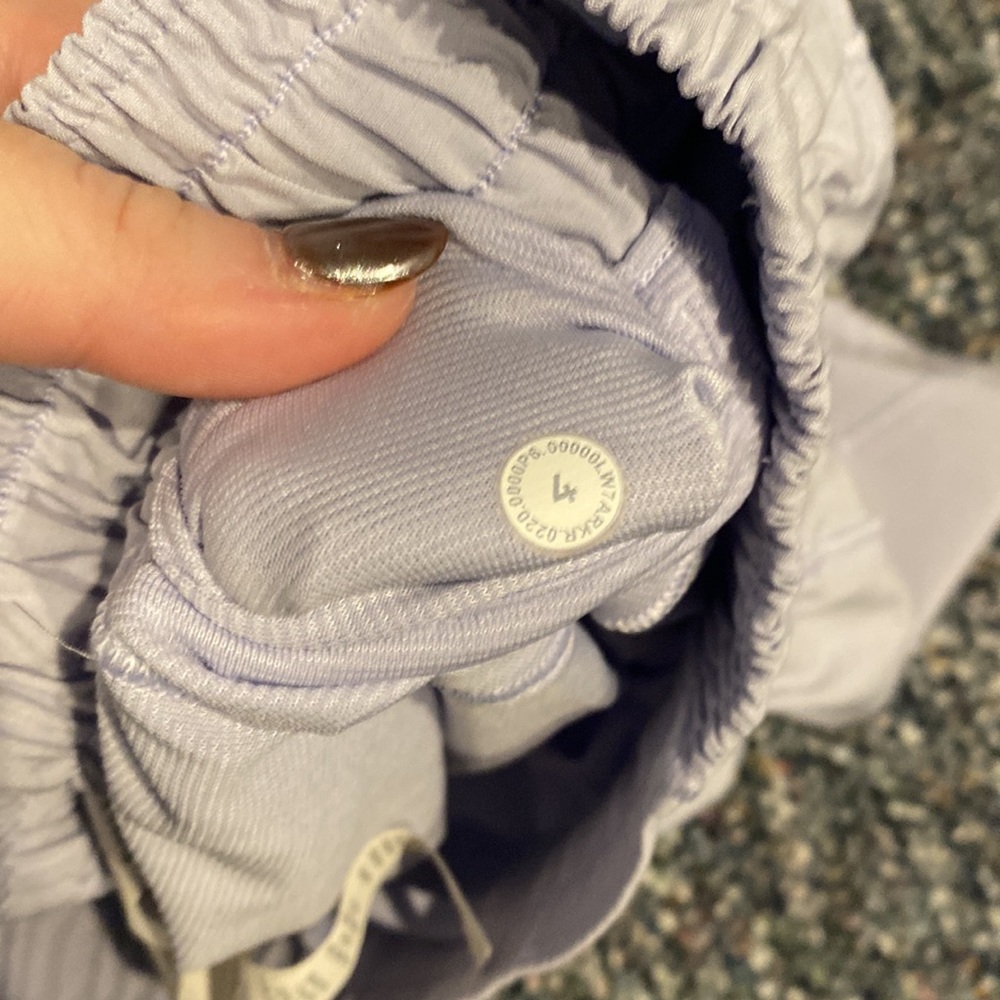 Hotty Hot 2.5” Lululemon Shorts, Size 4- Serene Blue - Picture 3 of 3